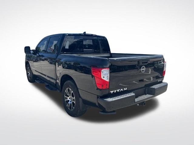 2024 Nissan Titan Crew Cab SV 4x2