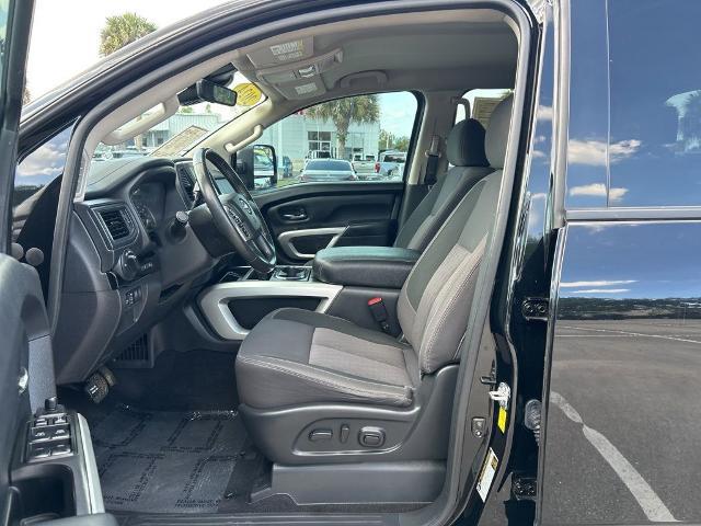 2024 Nissan Titan Crew Cab SV 4x2