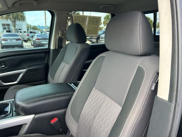 2024 Nissan Titan Crew Cab SV 4x2