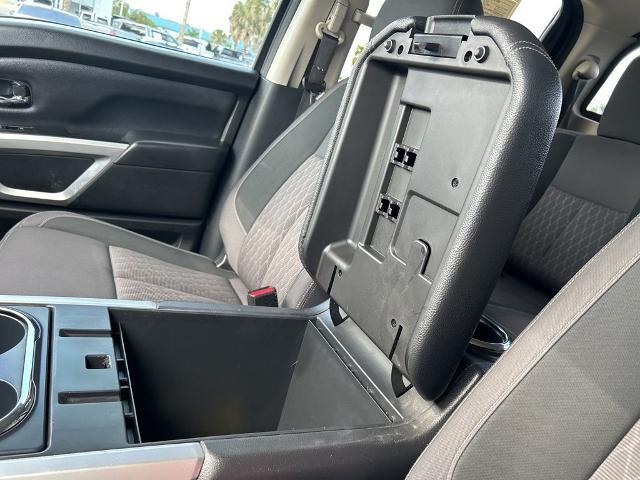 2024 Nissan Titan Crew Cab SV 4x2