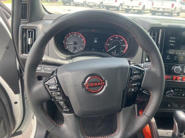 2025 Nissan Frontier Crew Cab PRO-4X 4x4