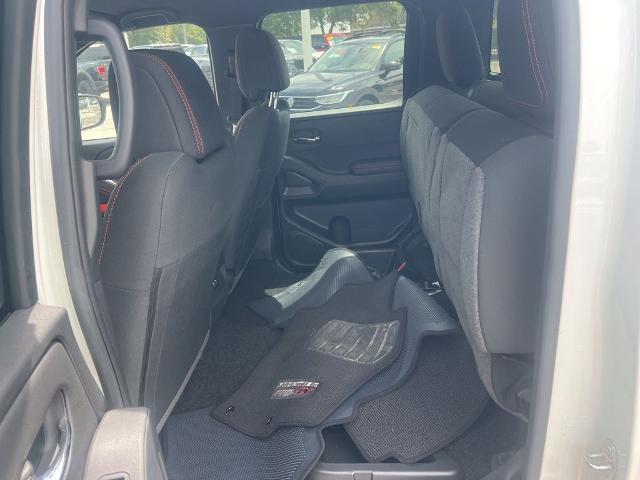 2025 Nissan Frontier Crew Cab PRO-4X 4x4