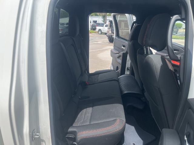 2025 Nissan Frontier Crew Cab PRO-4X 4x4