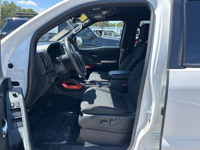 2025 Nissan Frontier Crew Cab PRO-4X 4x4