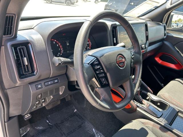2025 Nissan Frontier Crew Cab PRO-4X 4x4