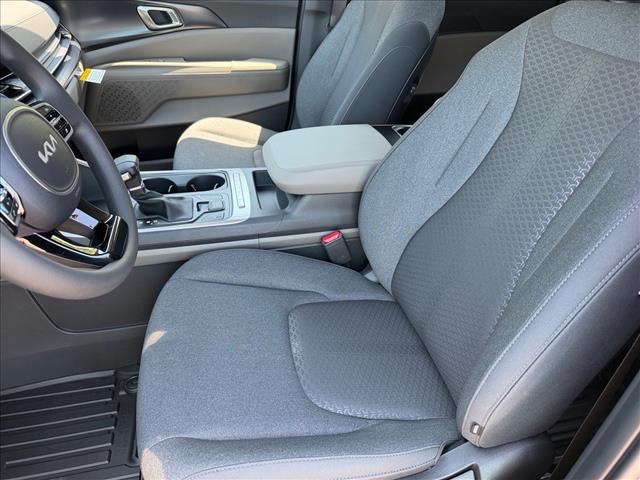 2026 Kia Carnival MPV LX