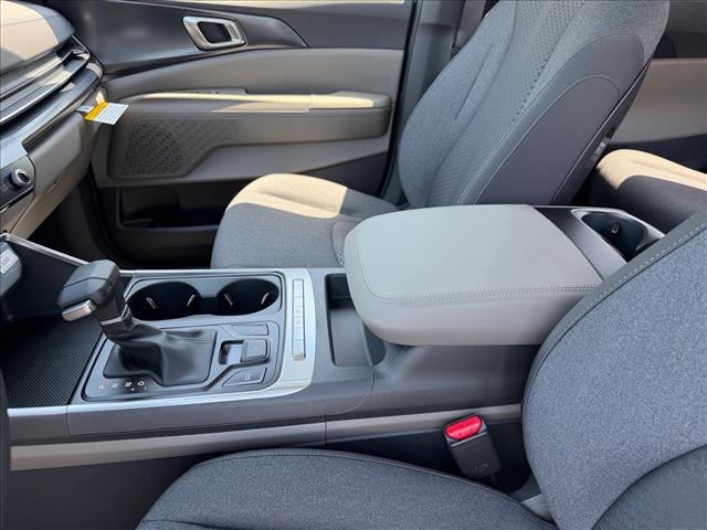 2026 Kia Carnival MPV LX
