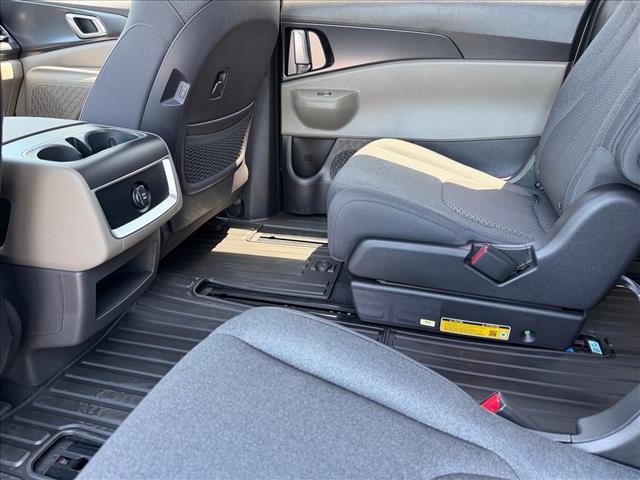 2026 Kia Carnival MPV LX
