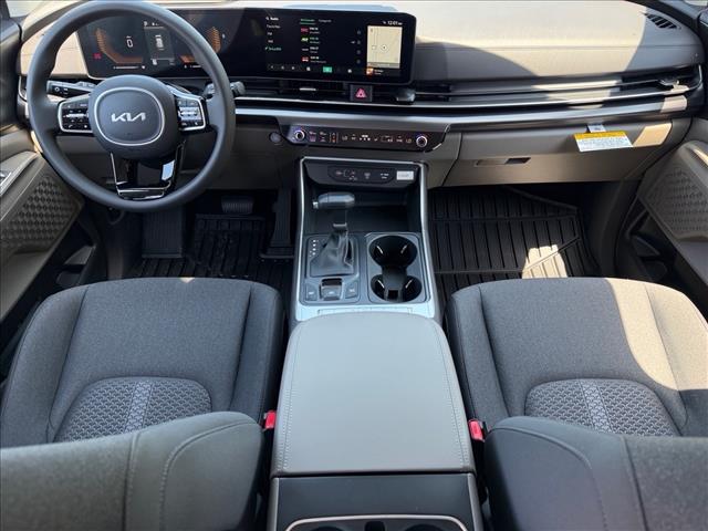 2026 Kia Carnival MPV LX