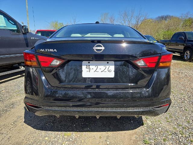 2025 Nissan Altima SV FWD