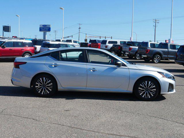 2024 Nissan Altima SV FWD