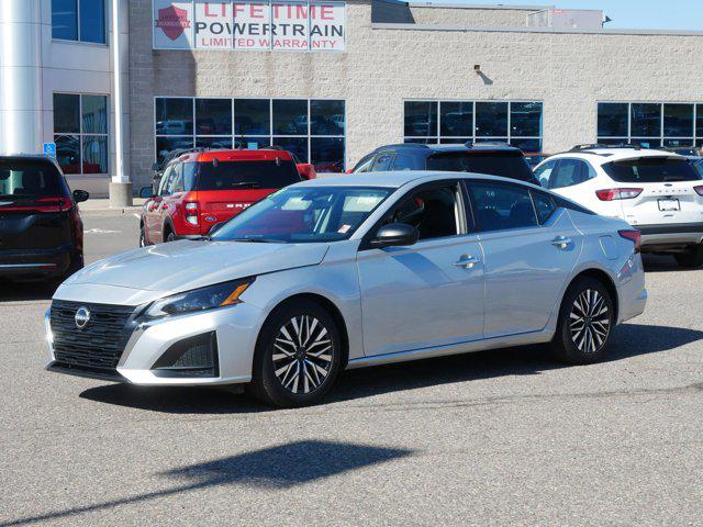 2024 Nissan Altima SV FWD