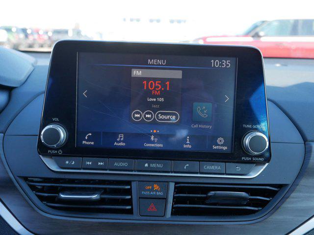 2024 Nissan Altima SV FWD