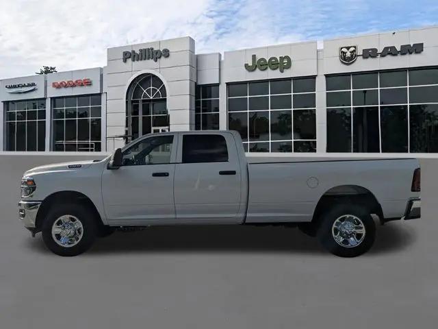 2026 Ram 2500 Tradesman Crew Cab 4x4 8' Box