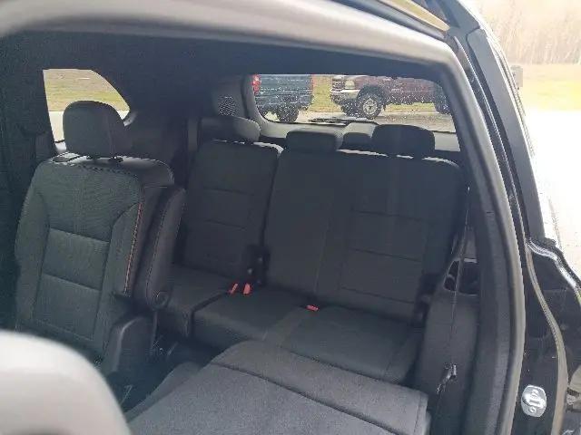 2026 GMC Acadia AT4 AWD