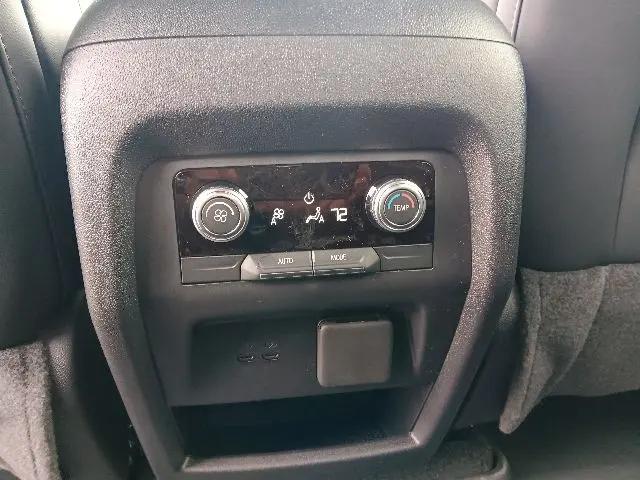 2026 GMC Acadia AT4 AWD