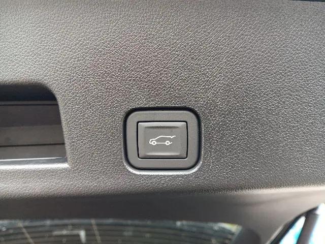 2026 GMC Acadia AT4 AWD