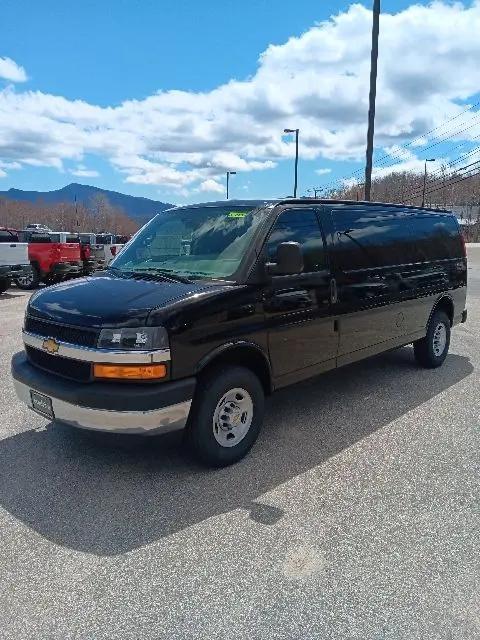 2026 Chevrolet Express Cargo Van 2500 Extended Wheelbase, WT, RWD
