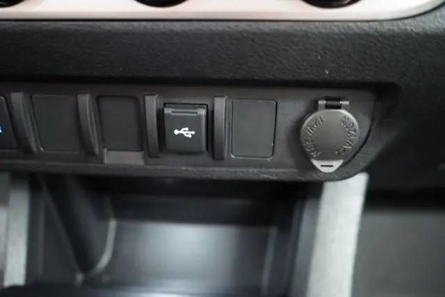 2023 Toyota Tacoma SR V6