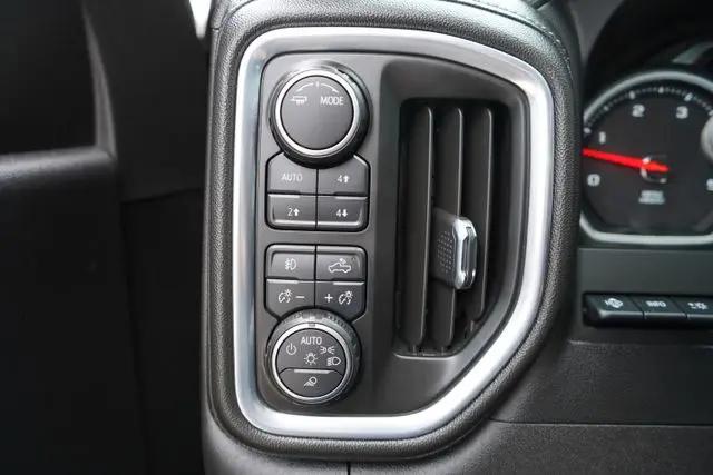 2023 Chevrolet Silverado 3500HD 4WD Crew Cab Standard Bed High Country