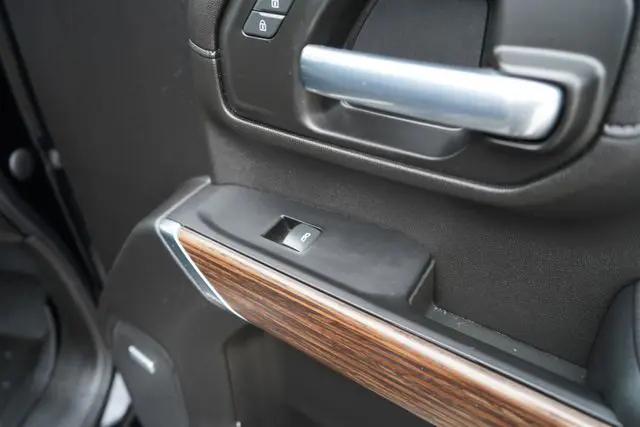 2023 Chevrolet Silverado 3500HD 4WD Crew Cab Standard Bed High Country