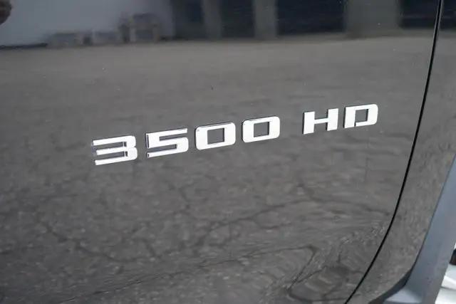 2023 Chevrolet Silverado 3500HD 4WD Crew Cab Standard Bed High Country