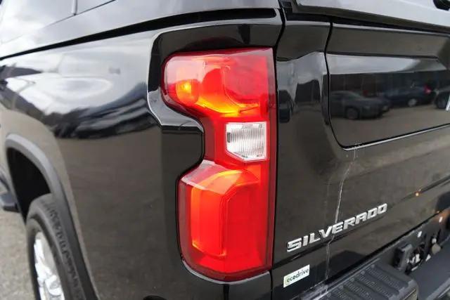 2023 Chevrolet Silverado 3500HD 4WD Crew Cab Standard Bed High Country