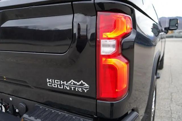 2023 Chevrolet Silverado 3500HD 4WD Crew Cab Standard Bed High Country