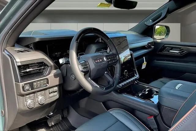 2026 GMC Yukon 4WD AT4