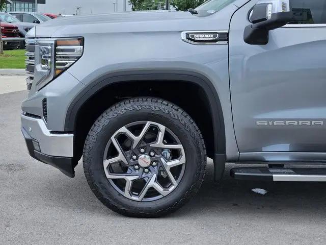 2026 GMC Sierra 1500 Crew Cab, Short Bed, SLT, 4WD