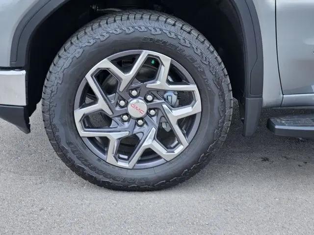 2026 GMC Sierra 1500 Crew Cab, Short Bed, SLT, 4WD