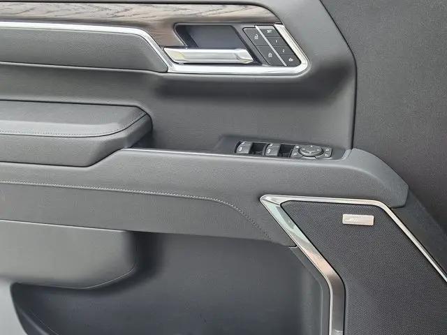 2026 GMC Sierra 1500 Crew Cab, Short Bed, SLT, 4WD