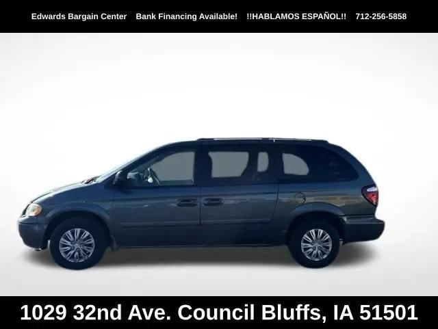 2005 Chrysler Town & Country LX