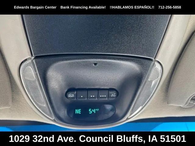 2005 Chrysler Town & Country LX