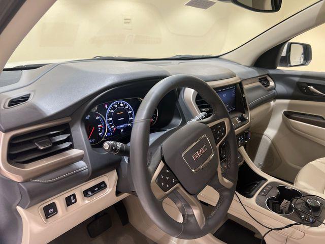 2023 GMC Acadia AWD Denali
