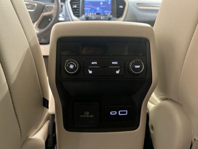 2023 GMC Acadia AWD Denali