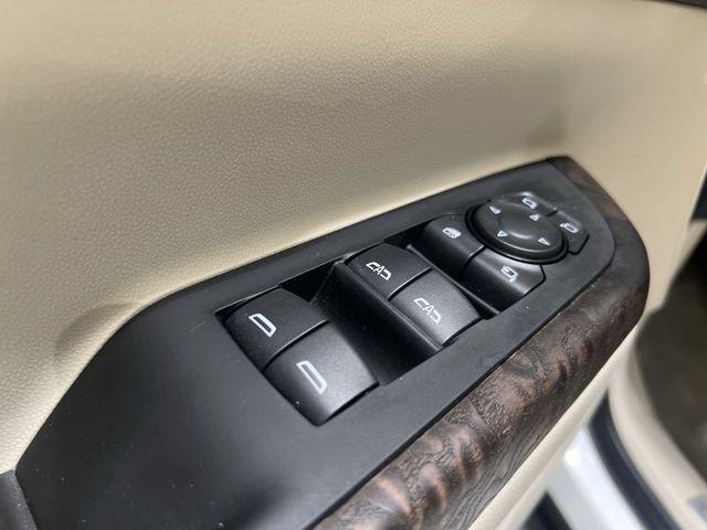 2023 GMC Acadia AWD Denali