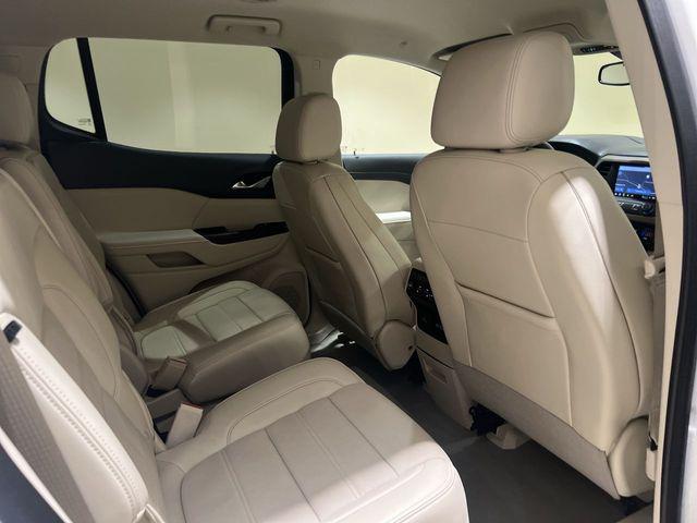 2023 GMC Acadia AWD Denali