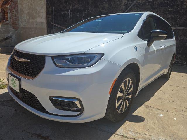 2024 Chrysler Pacifica Hybrid Select for sale in Comanche, TX