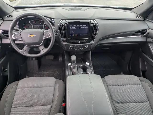 2023 Chevrolet Traverse FWD LT Cloth