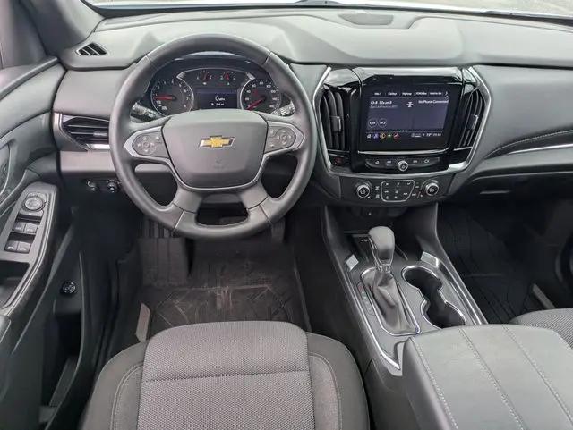 2023 Chevrolet Traverse FWD LT Cloth