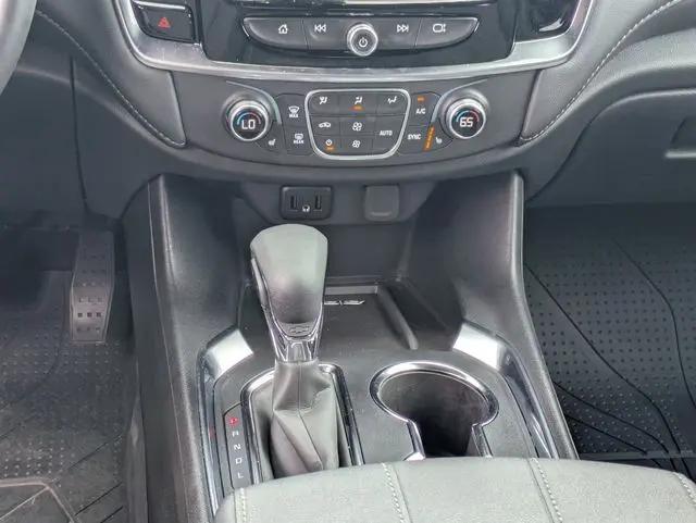 2023 Chevrolet Traverse FWD LT Cloth