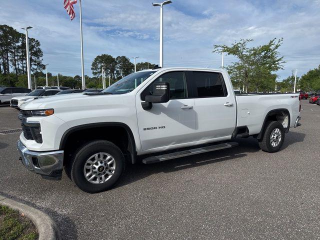 2025 Chevrolet Silverado 2500HD 4WD Crew Cab Long Bed LT
