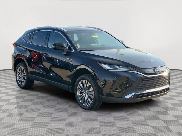 2023 Toyota Venza XLE