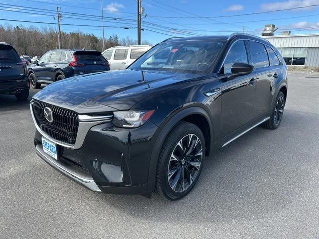 2024 Mazda X-90 Premium Plus