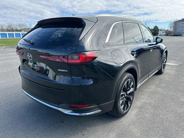 2024 Mazda X-90 Premium Plus