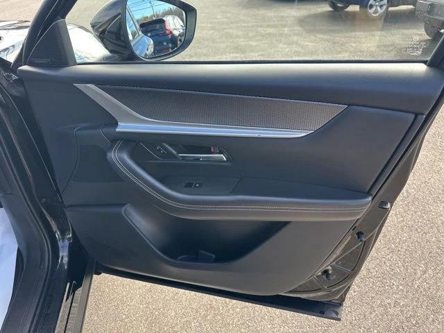 2024 Mazda X-90 Premium Plus