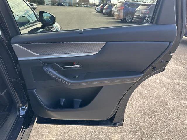2024 Mazda X-90 Premium Plus