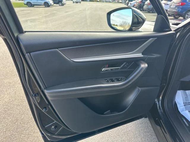 2024 Mazda X-90 Premium Plus