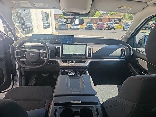 2025 Ford Expedition Active MAX